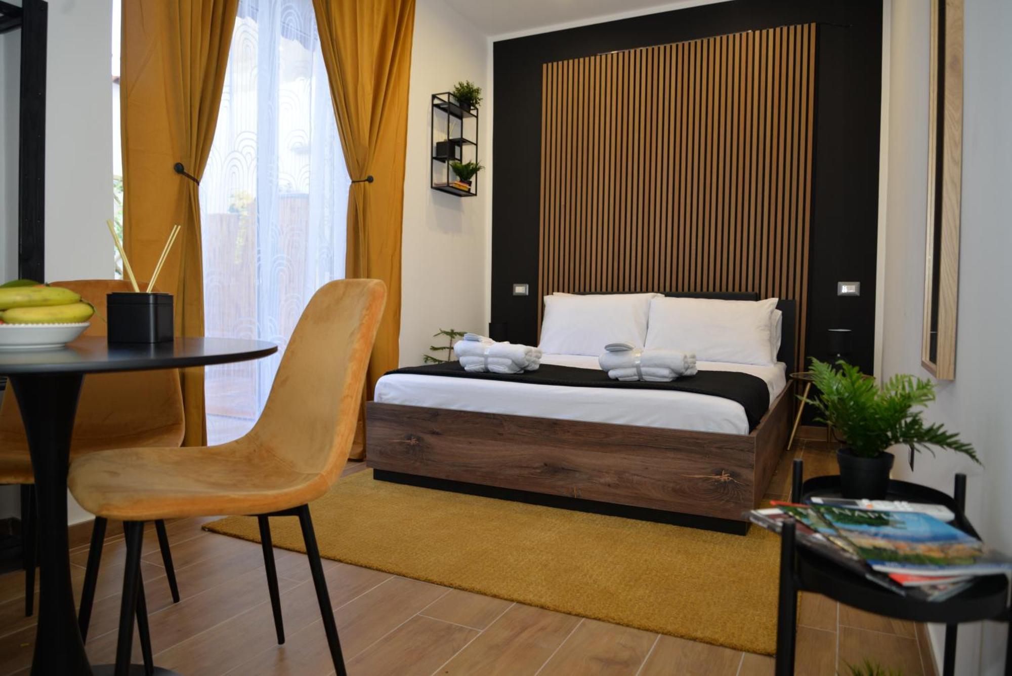 Blackwoody Contemporary Rooms - Napoli Centro Storico Ngoại thất bức ảnh